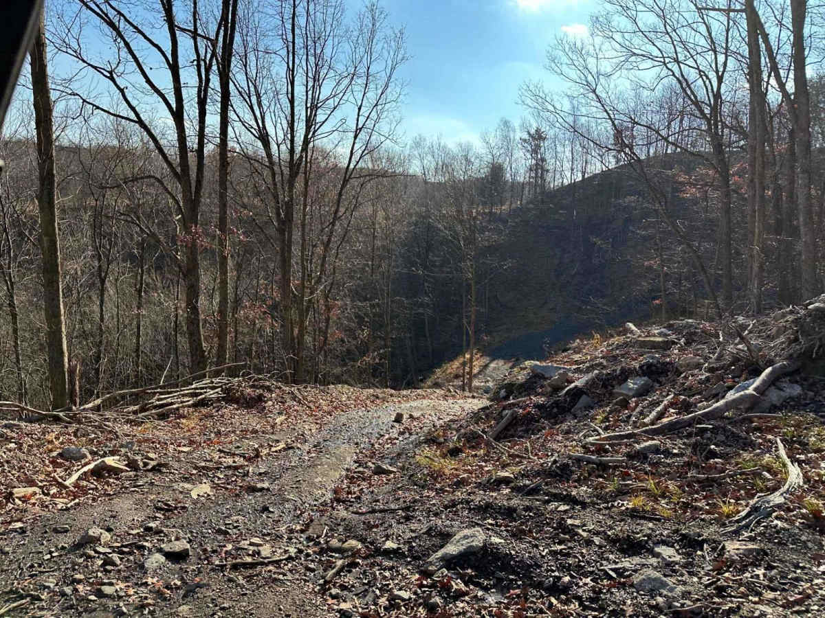 Darkwater 81 photo 2