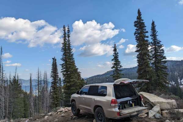 Pilot Peak/Summit Flat 380