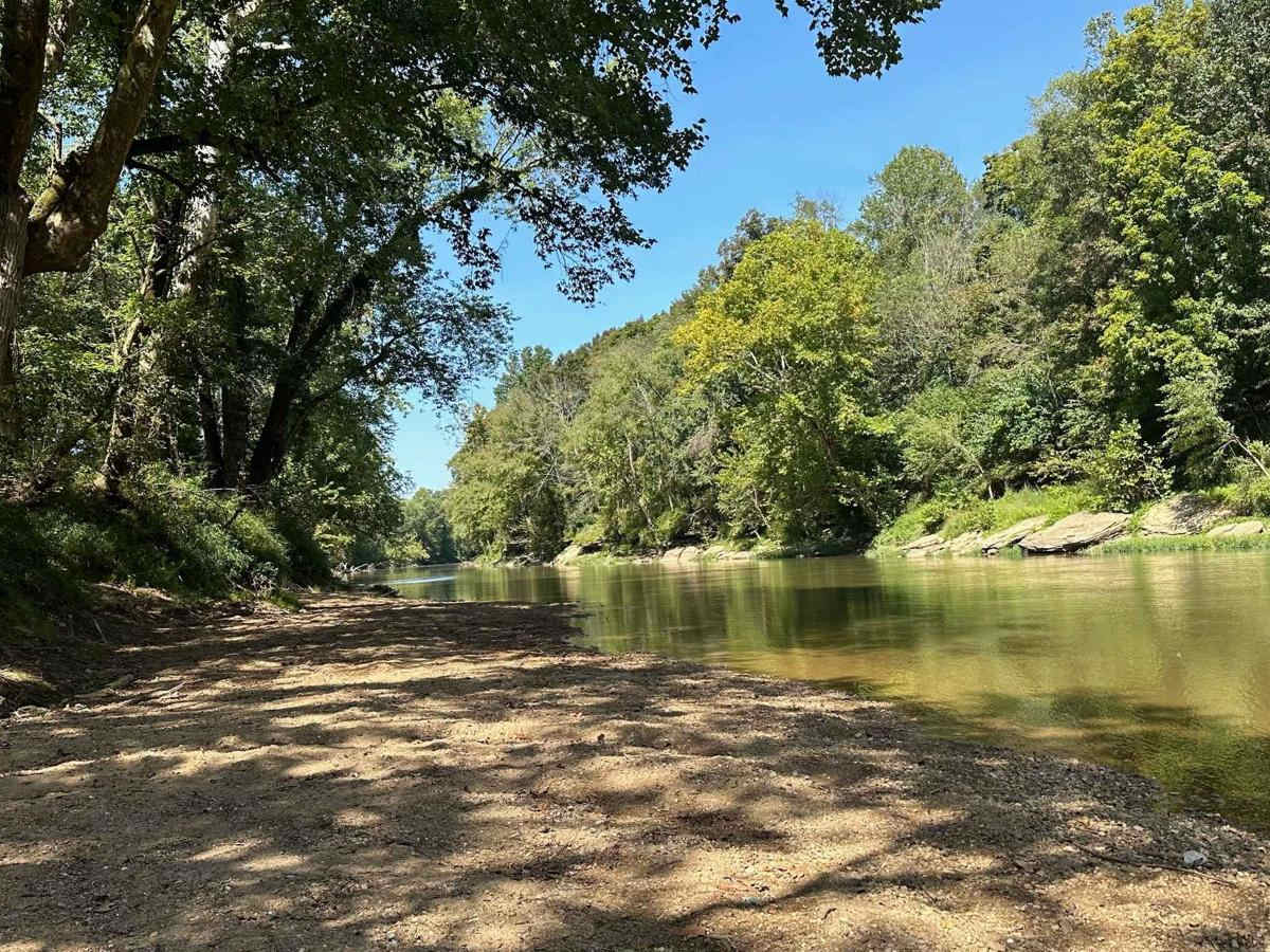 River Beach Access trail photo