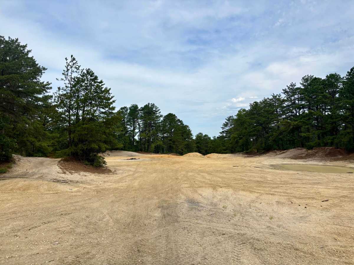 Boundary Road Sand Pit photo 2