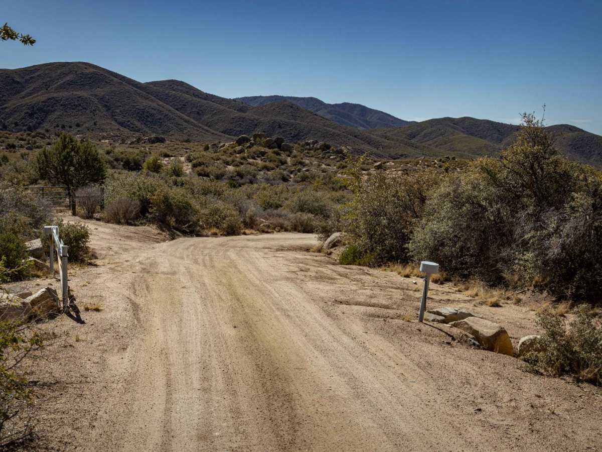 Doce Road trail photo
