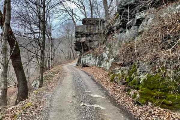 CR 25/2 - Beury Mountain Road