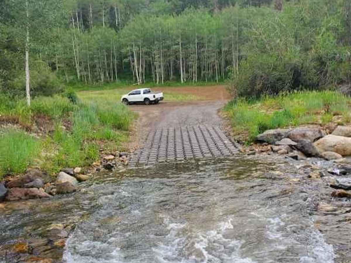 Silver Lake Road photo 2
