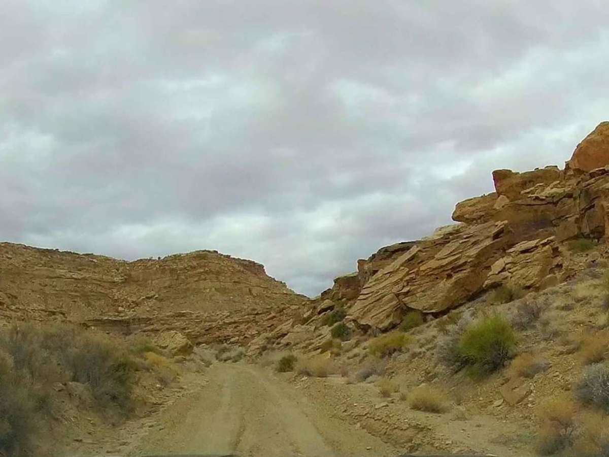 Smoky Hollow Road trail photo