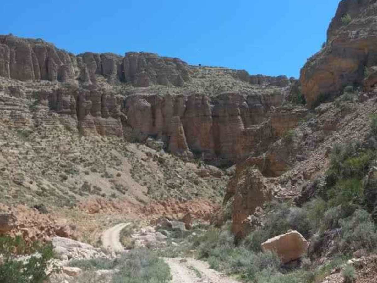 Hack Canyon Trail photo 6