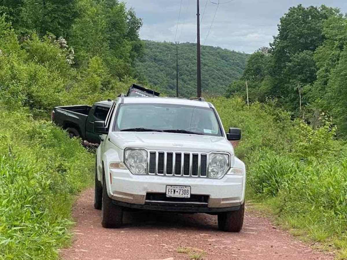 Powerline Trail photo 2