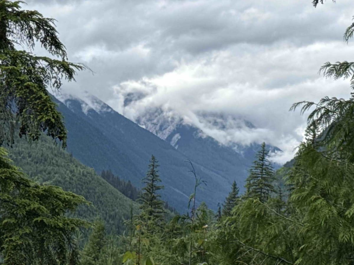 East Perry trail photo