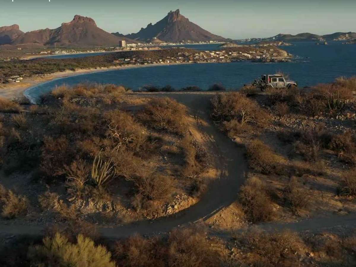 West of San Carlos Beaches, Cliffs & Views trail photo