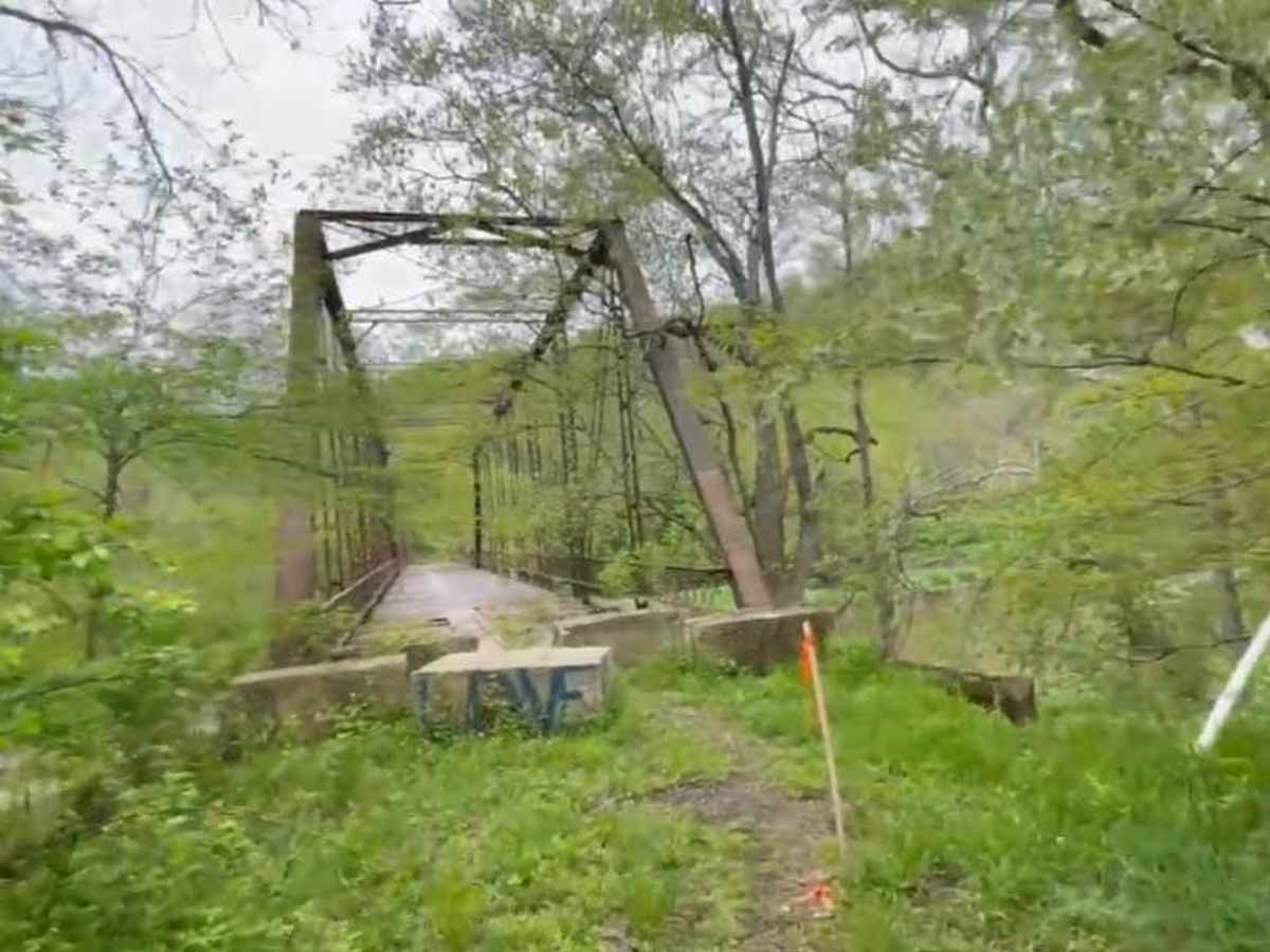 Bridge of Dreams to Hunter Steel Bridge trail photo