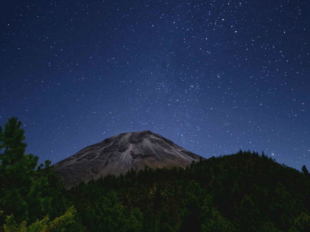 Playon del Volcan de Colima photo 2