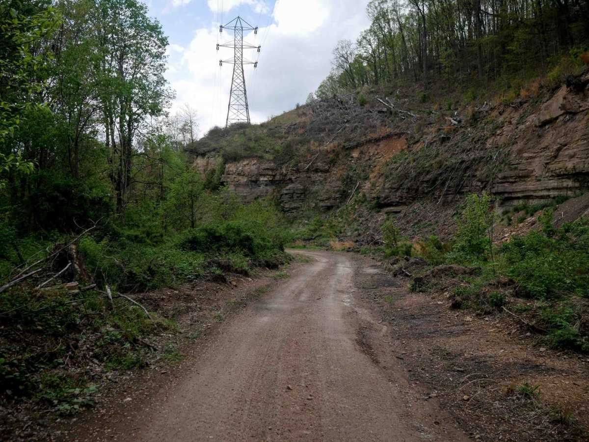IR 34 trail photo