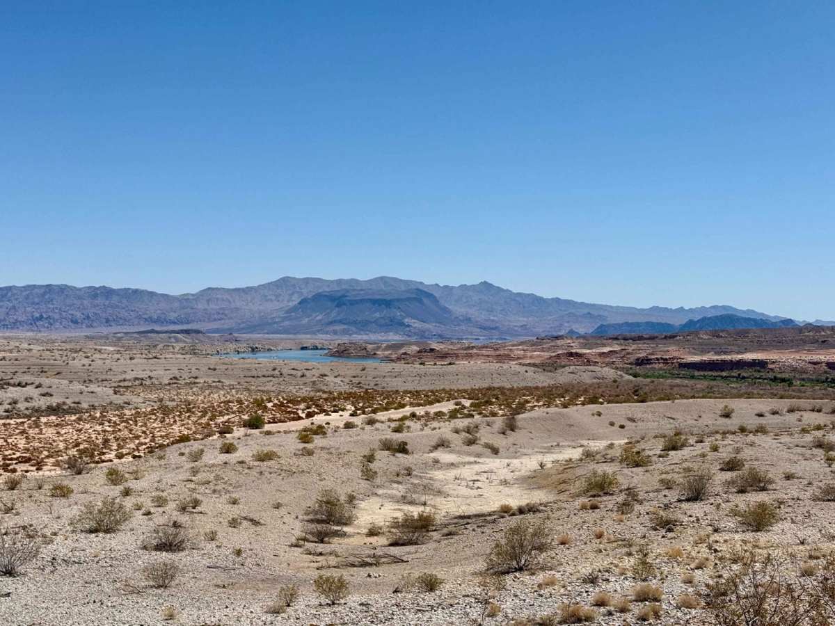 Gypsum Point trail photo
