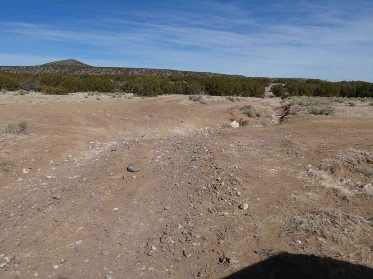 Ortiz Mountain Pass photo 4
