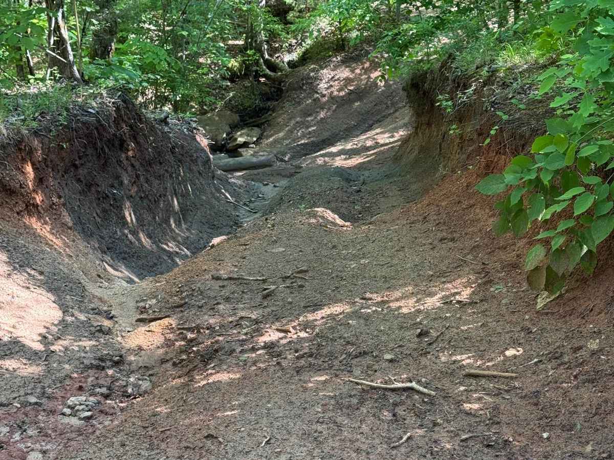 Sidewinder/Tornado Cutoff trail photo