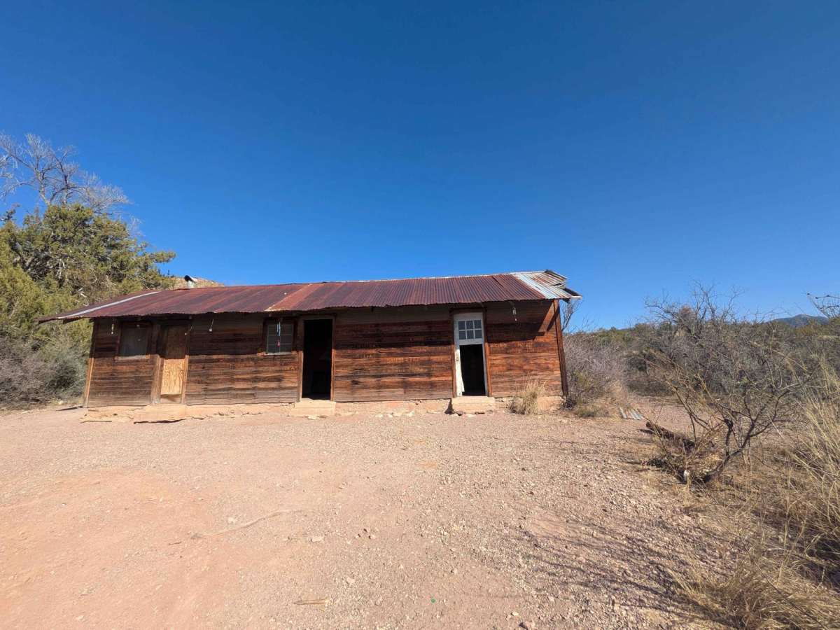 Apache Spring Trail photo 3