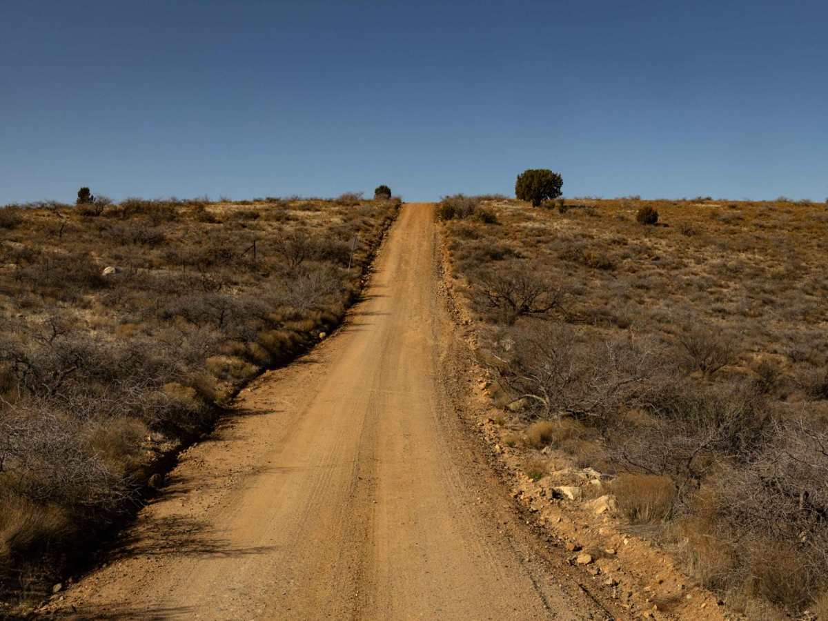 Backway To Bloody Basin trail photo