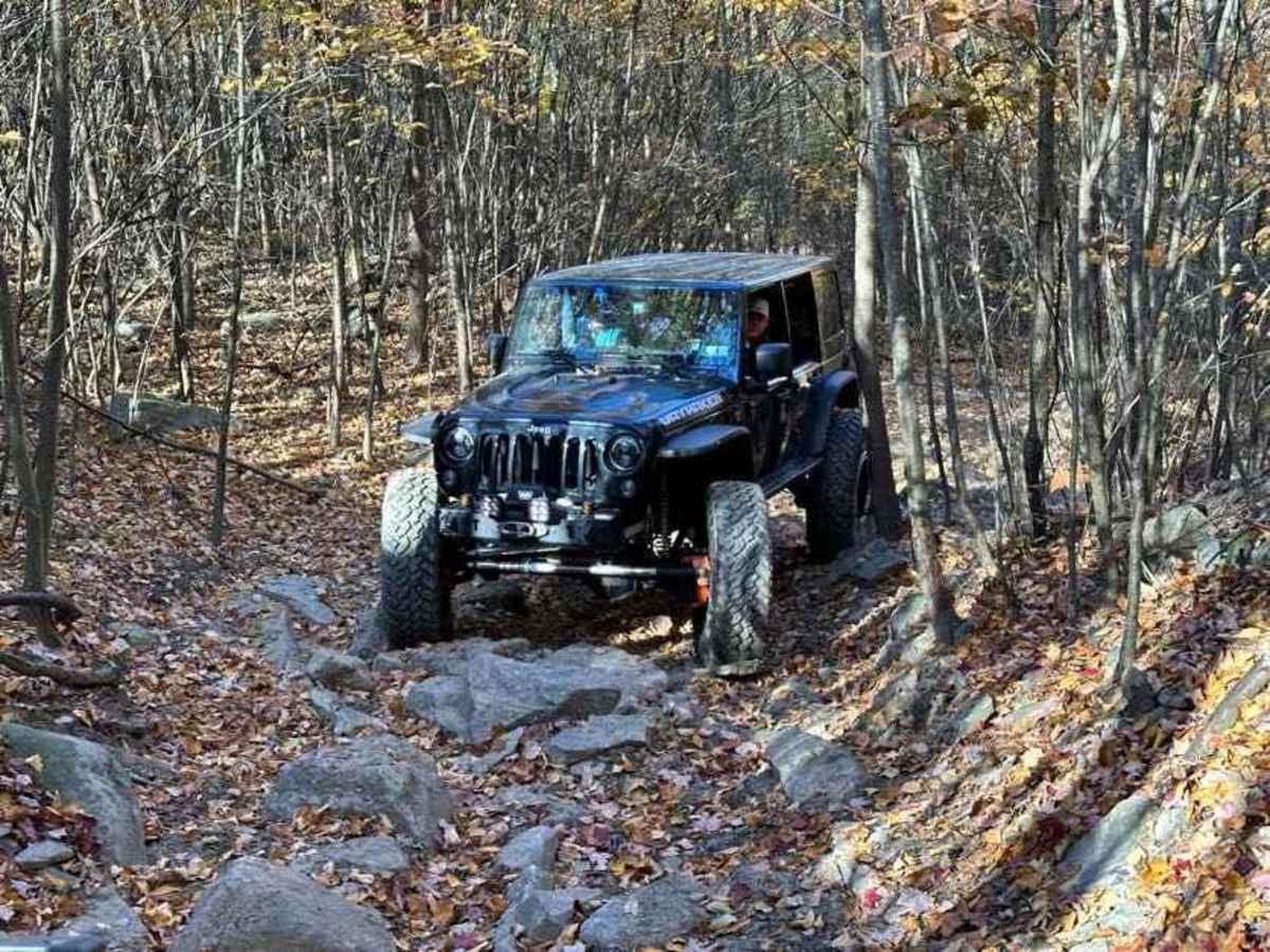 17 Blue trail photo