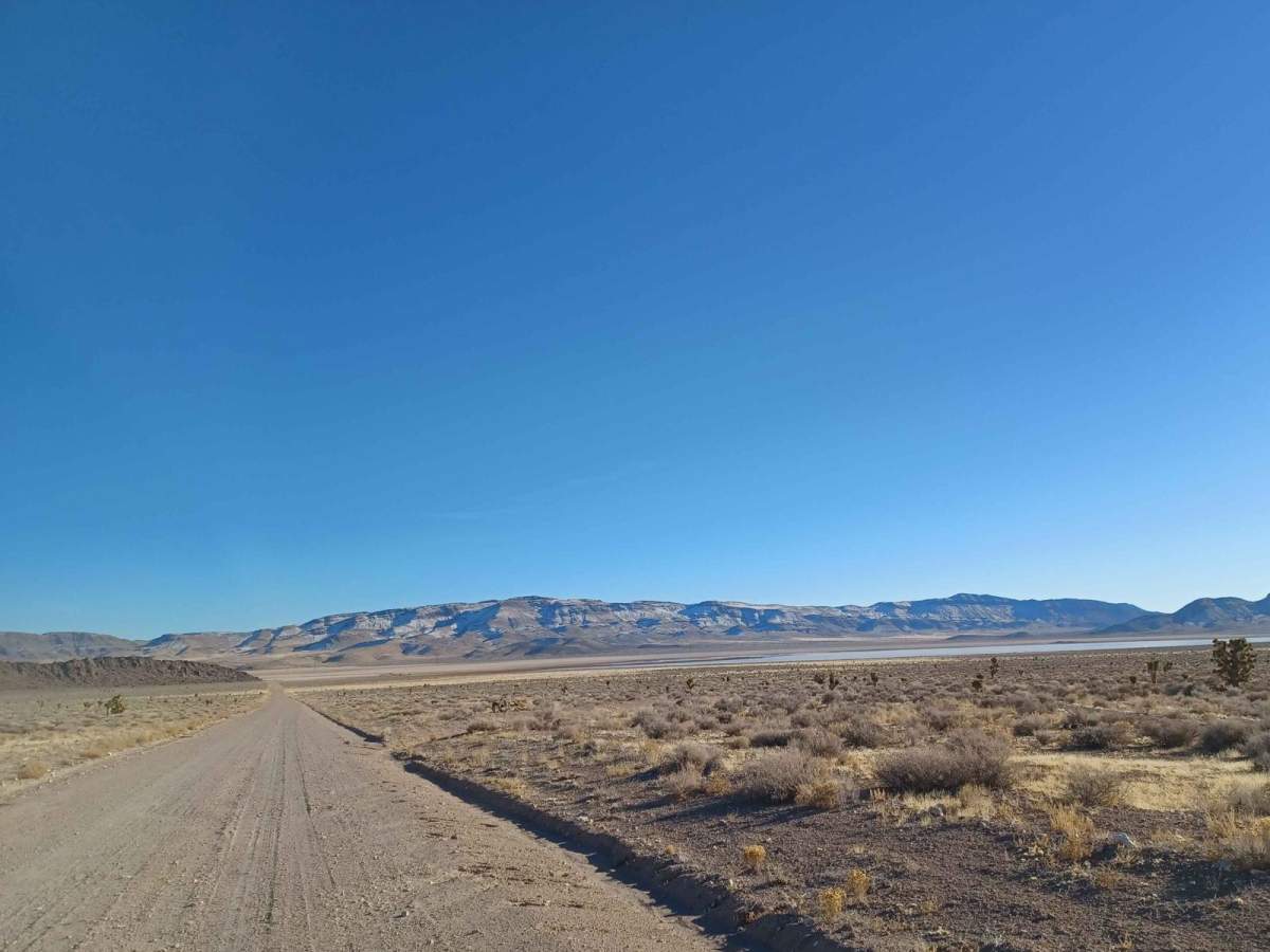 Alamo Canyon Road photo 3