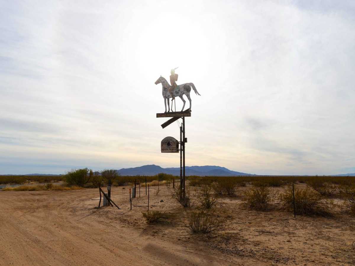 Robsons Mining World trail photo