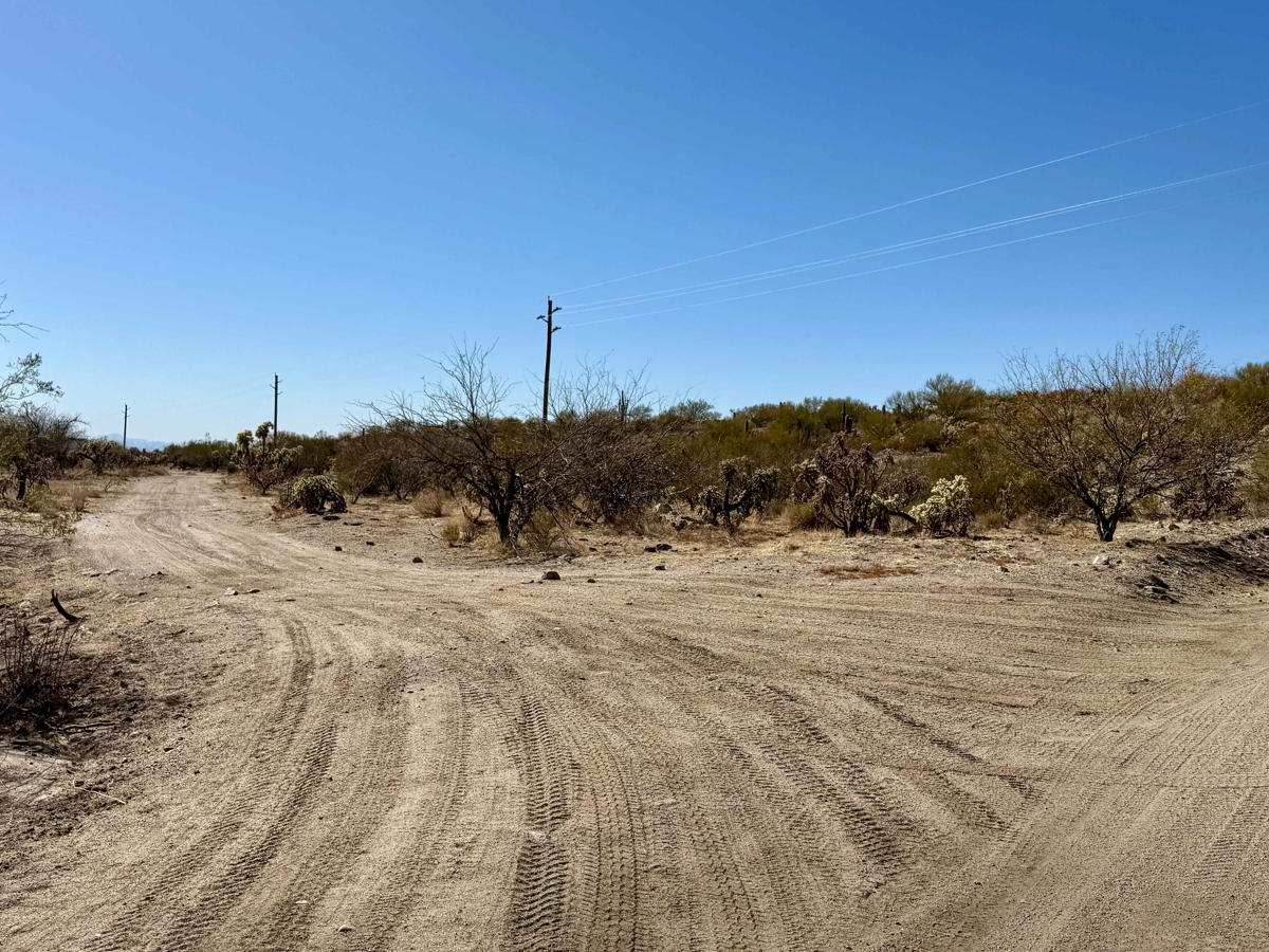 Southwest Goff Ranch Road photo 4