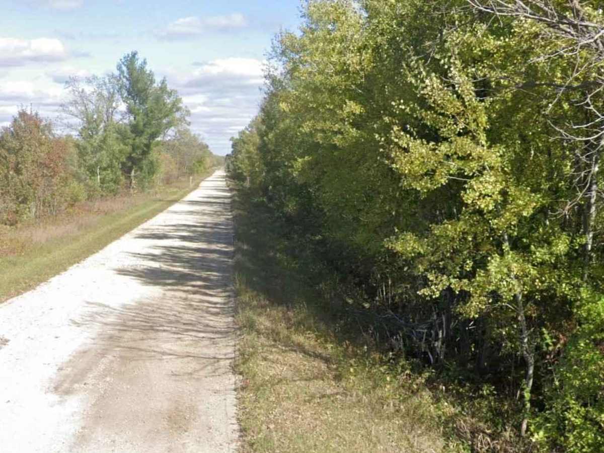 Cattail State Trail: Amery to Turtle Lake photo 6