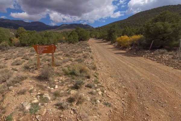 Henry Mountains Road - BLM14500