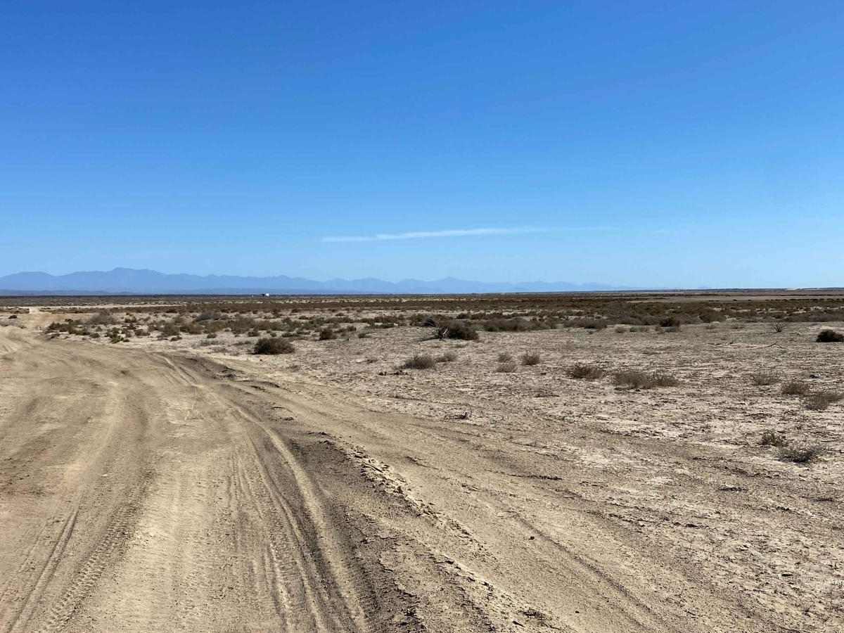 Southeast Low Road photo 6