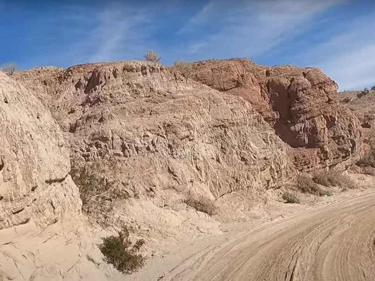 Campbell Wash trail photo
