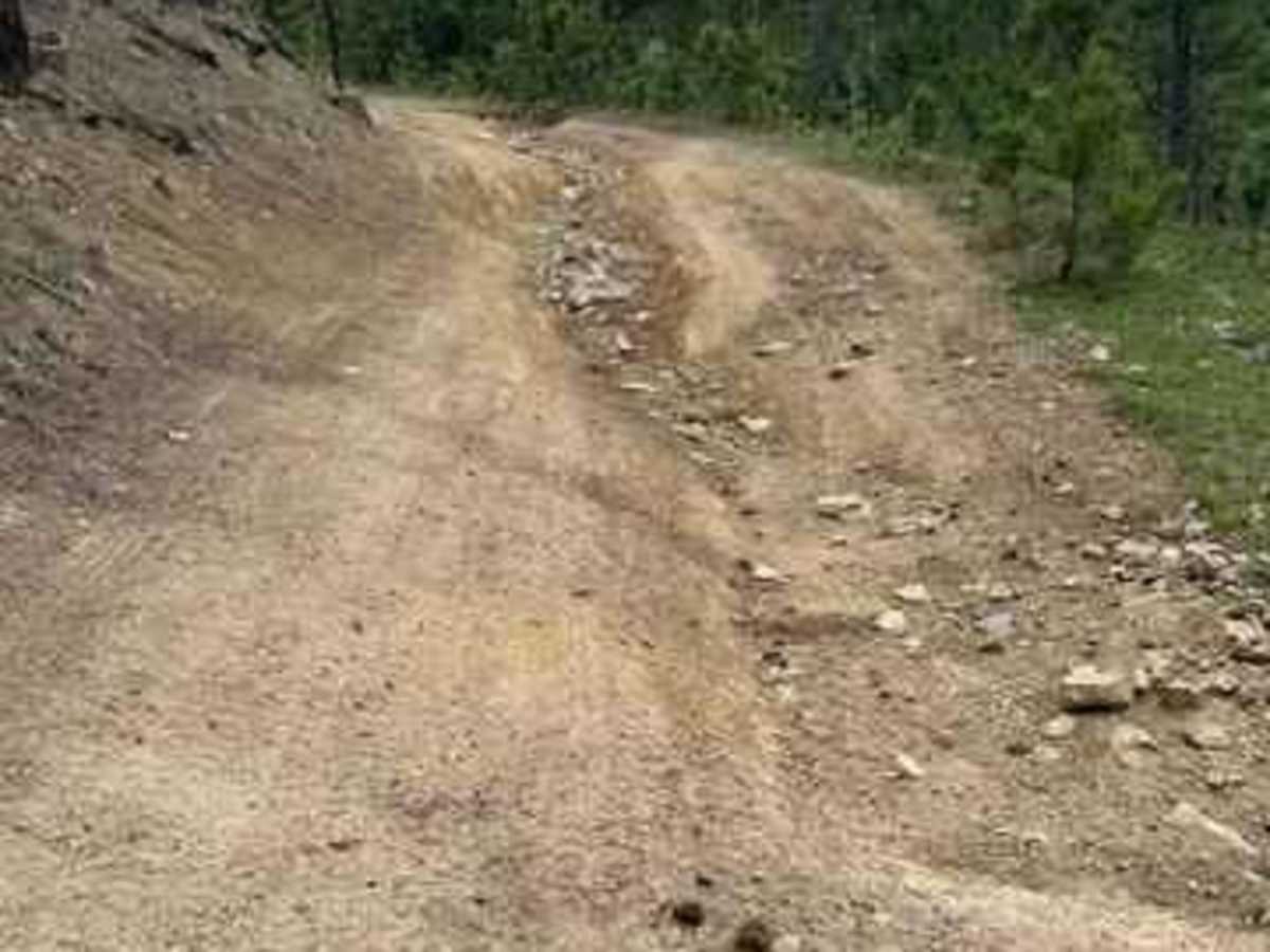 Veterans Peak Trail photo 2