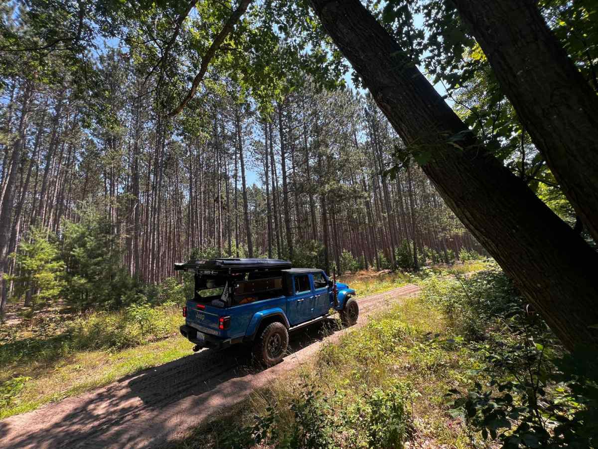 NFS 5273/5272 trail photo