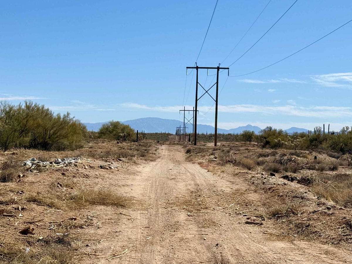 Pinal Pioneer Pole Line East: Freeman to Private Ranch trail photo