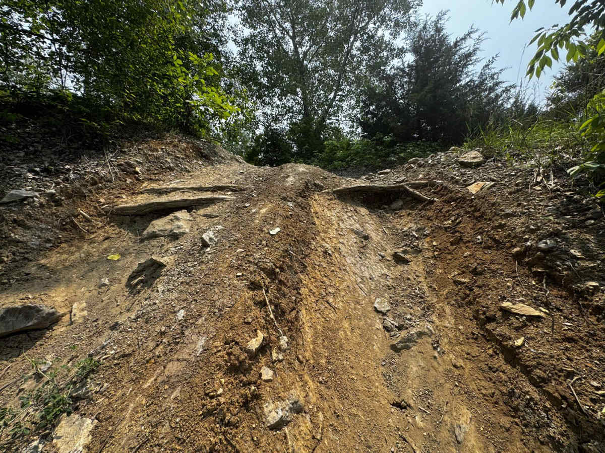 Yee Haw Ledges 105 photo 2