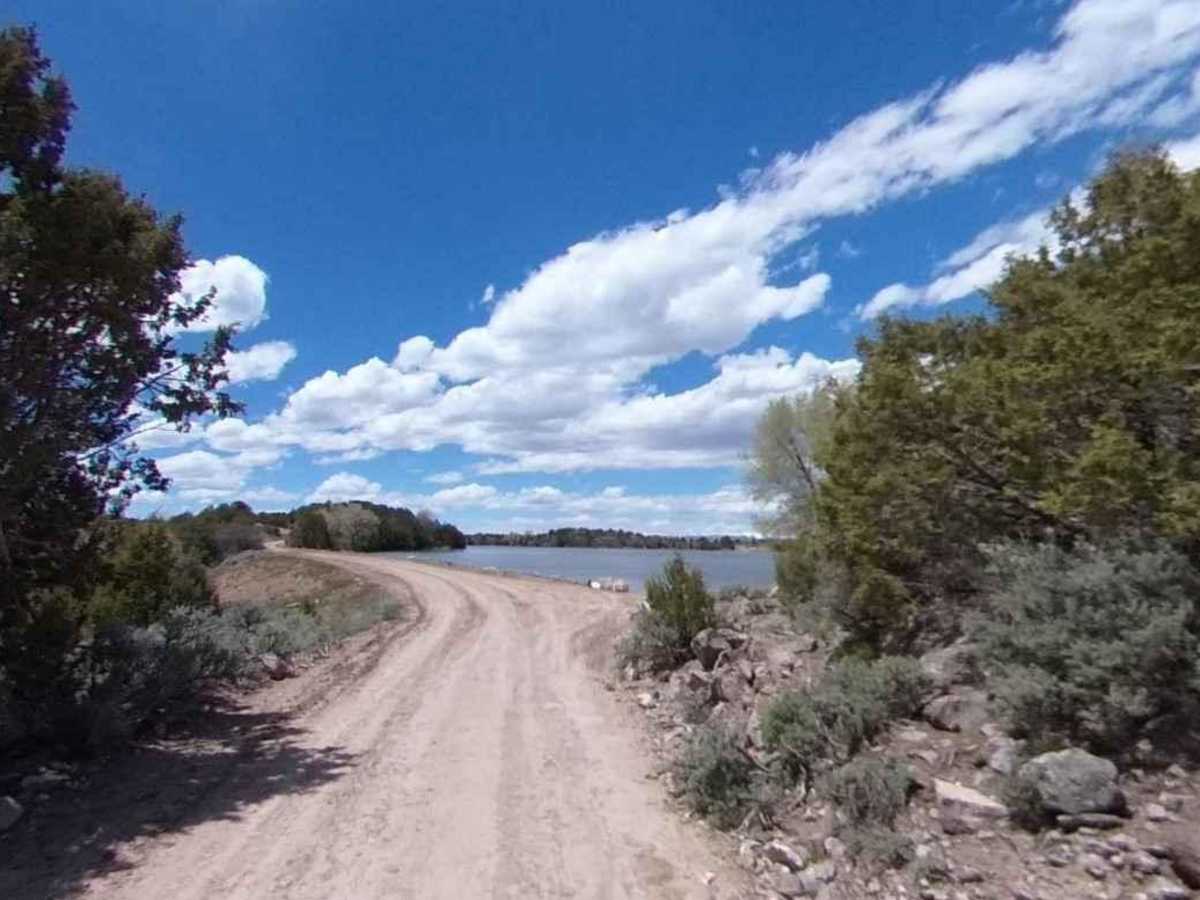Lost Creek Rex Reservoir- FS 40053 photo 3
