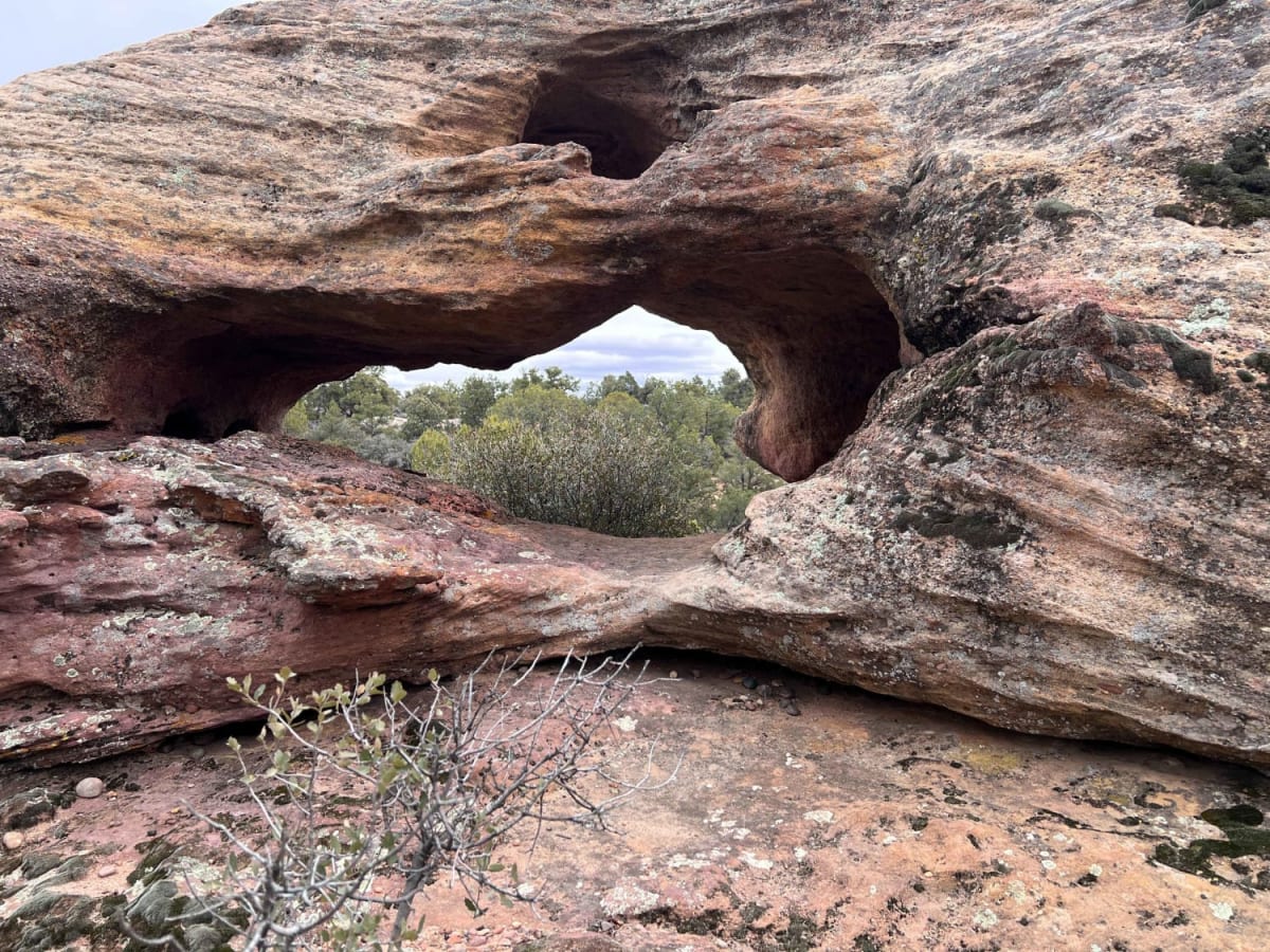 Windmill Arch trail photo
