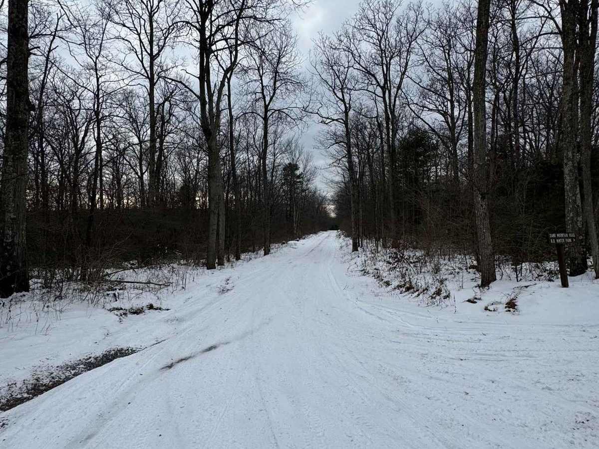 Cooper Mill Road photo 3