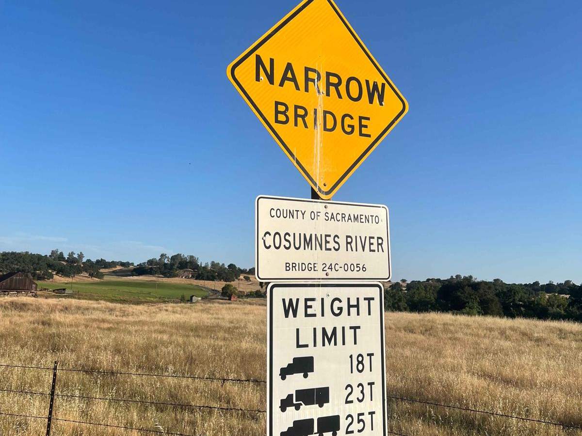 Latrobe Road trail photo