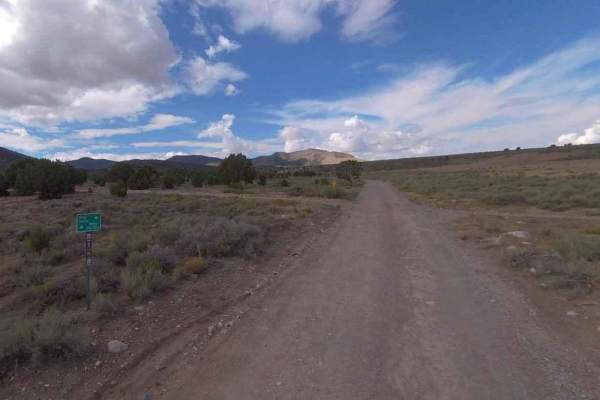 Broad Canyon Road - UCB823
