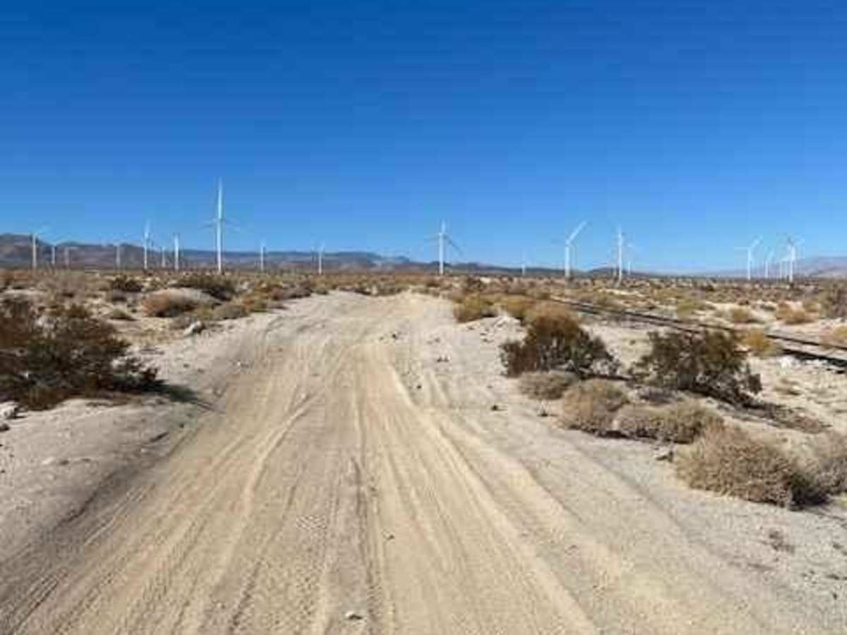 Devil's Canyon Road photo 3