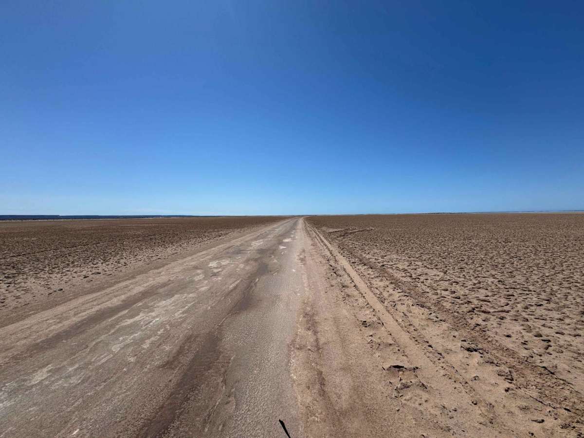 Salt Flats Batequis photo 5