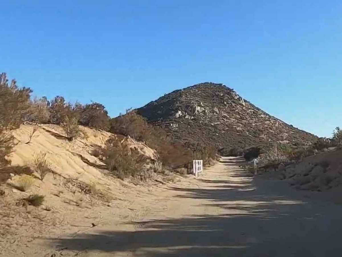 15S18 Sheephead Mountain Road photo 4