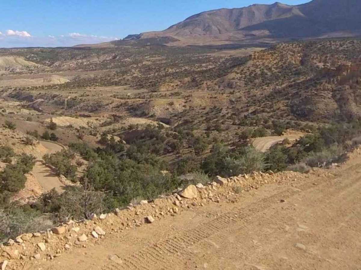 Trachyte Ranch Road - BLM14000 photo 6
