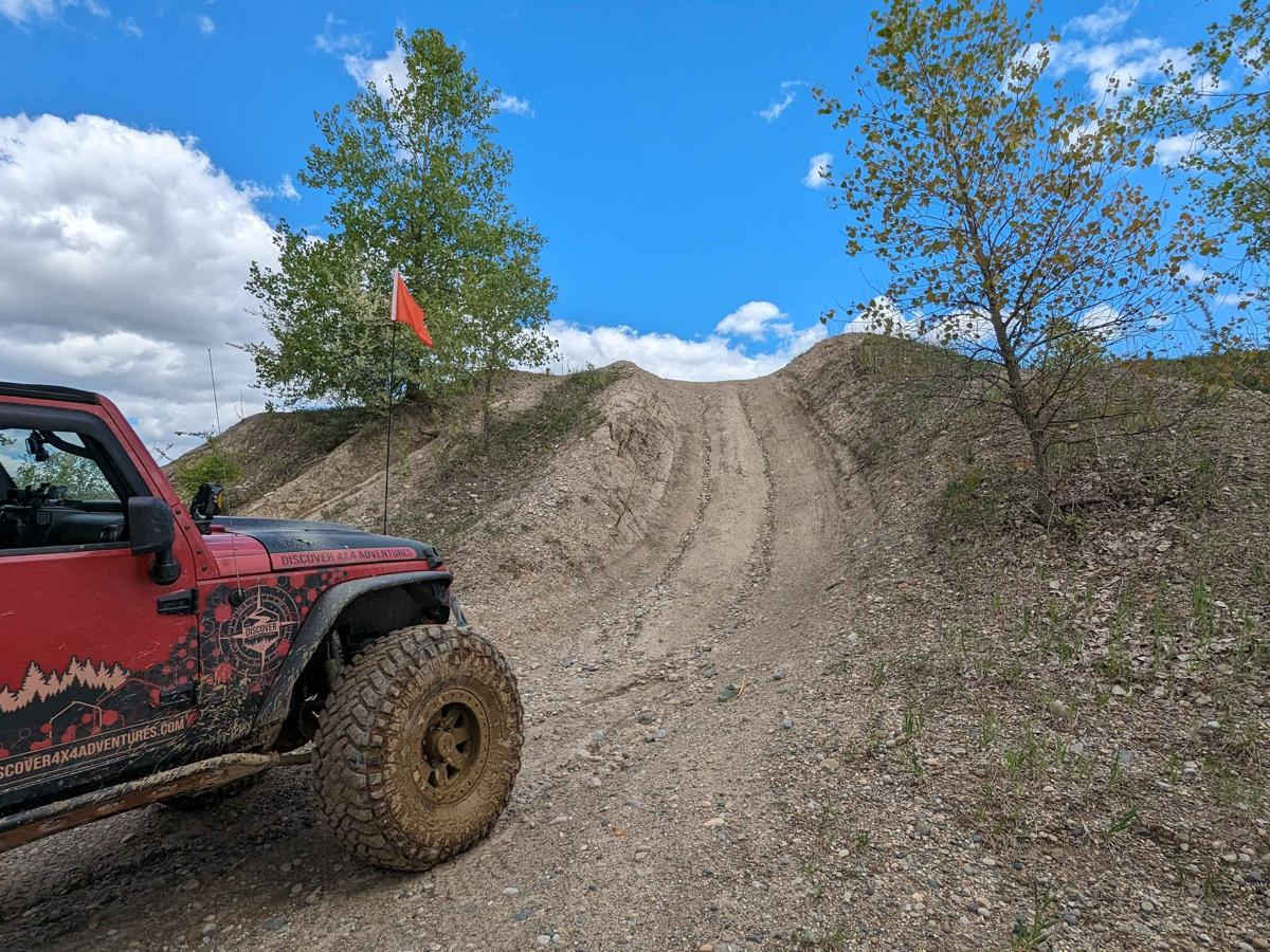 Devil's Tower trail photo