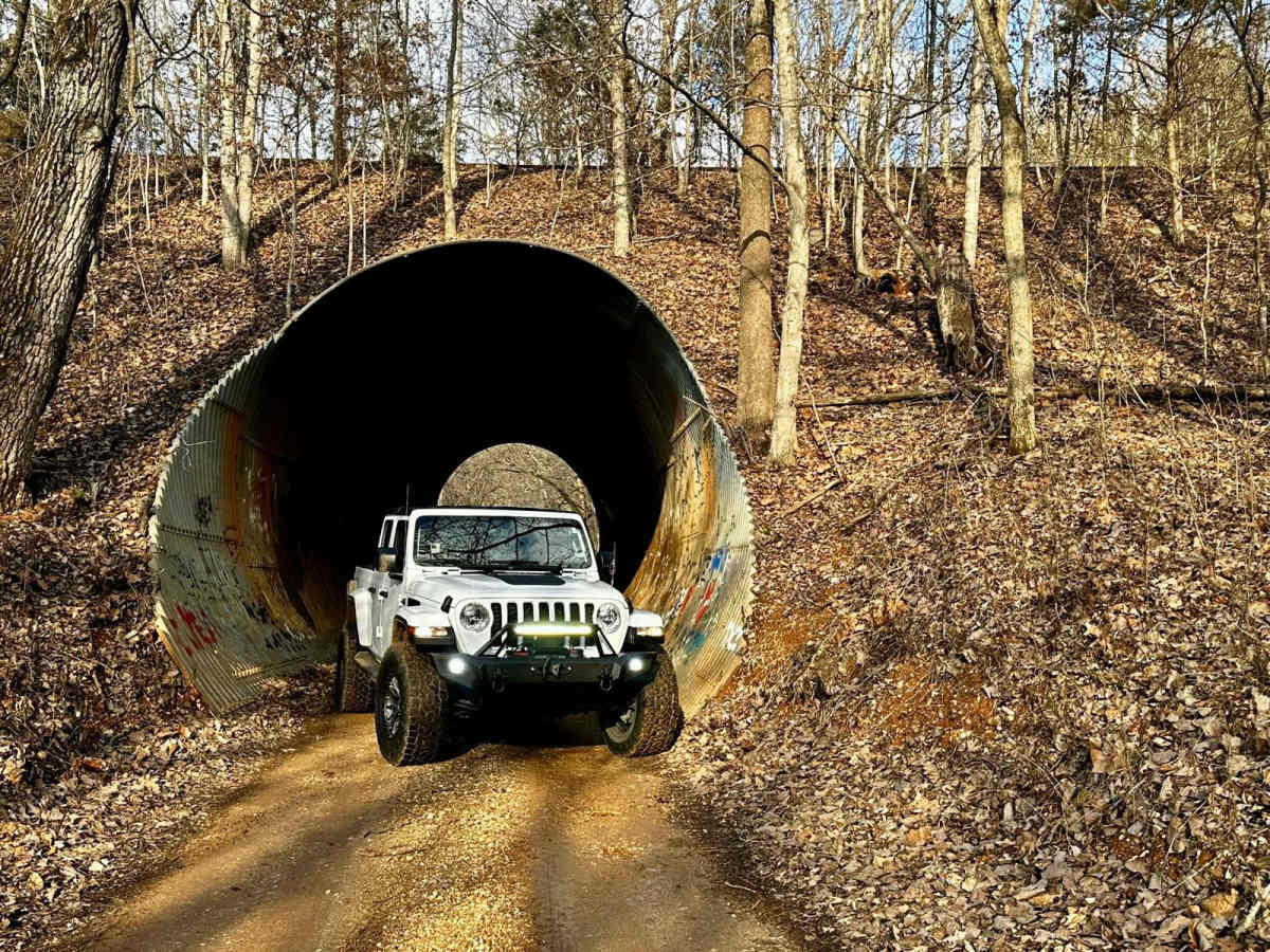 Huzzah Creek Train Tunnel photo 2