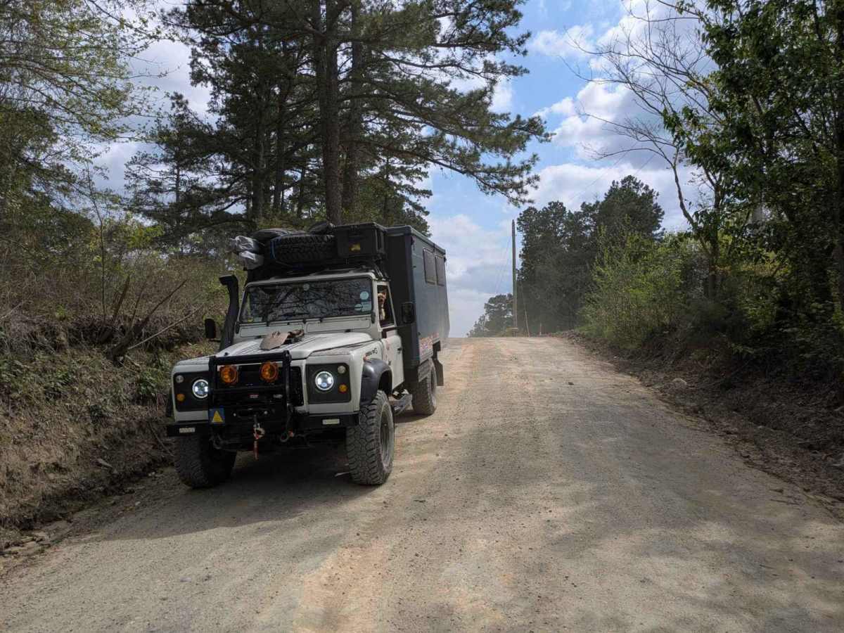 Nani Chito Road trail photo