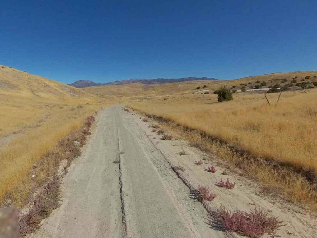 Slow Elk Wash Road-TC02850 photo 3
