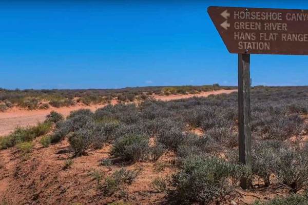 Roost Road - BLM0123