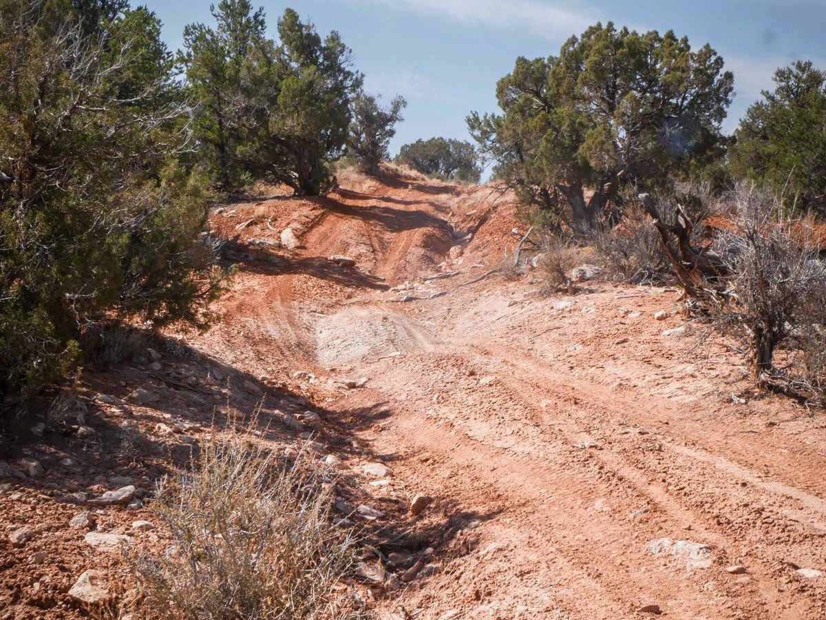 Trail 2 photo 3
