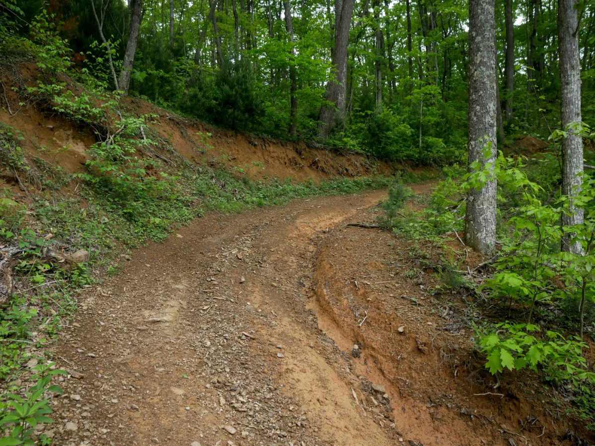 J40 trail photo