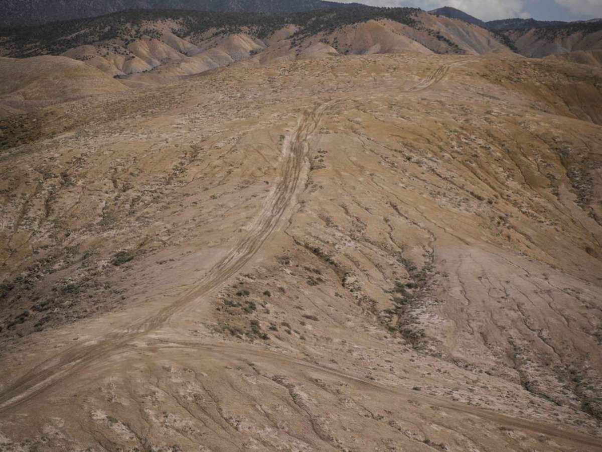 Landfill Ridge photo 4