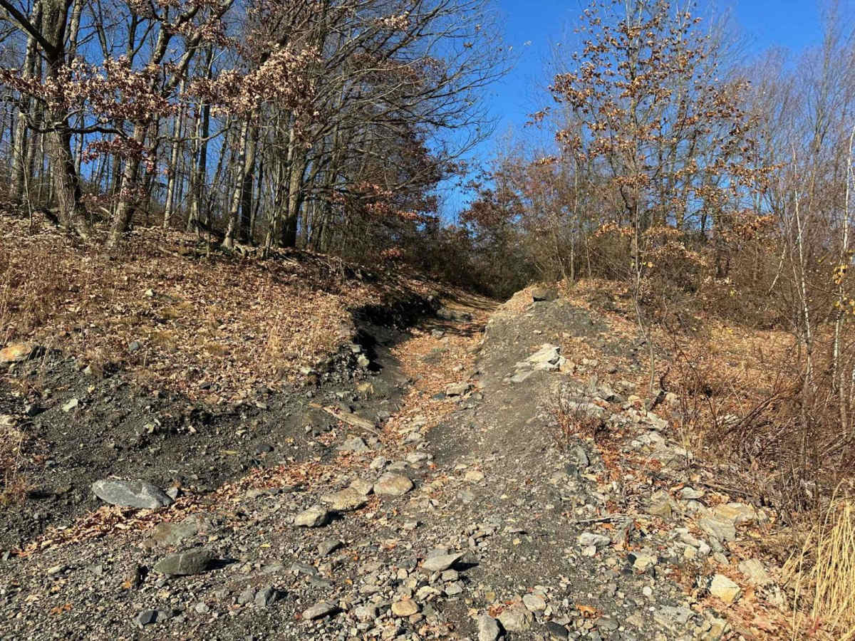 Darkwater 16 photo 2